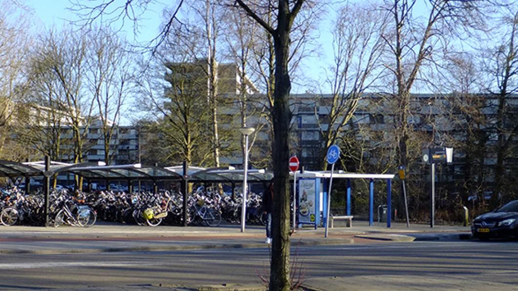 fietsenstalling op station Diemen